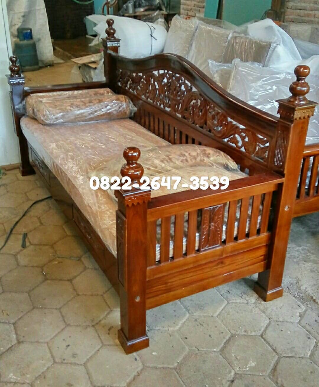 bale bale, daybed, bale bale rahwana, bale bale kayu jati, daybed ukiran, daybed ukiran kayu jati, daybed kayu jati, bale bale ukiran kerawang