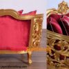 Detail Sofa Ruang Tamu Victoria Curved Golden Red