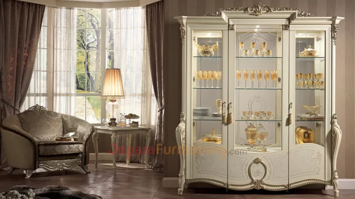 Furniture Jepara - JeparaFurnishing.com 135 Lemari Hias Kaca Mewah Camonic Classic - Kayu Solid